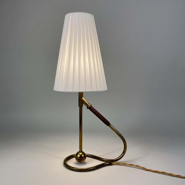 Metal 306 Adjustable Wall anf Table Lamp in Brass and Bakelite by Kaare Klint for Le Klint, Denmark, 1950s For Sale - Image 7 of 18