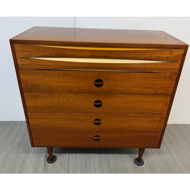 Design Plus Gallery presents a Vintage Chest of Drawers from West Michigan Furniture Company. This distinction tallboy...