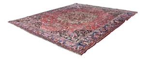 Traditional Bakhtiari Wool Persian Area Rug Rectangular Red