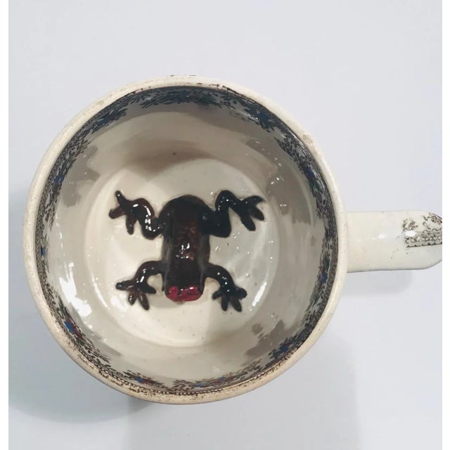 Mid 19th Century Nineteenth Century English Hand Painted Staffordshire Frog Mug With Garden Scenes For Sale - Image 5 of 9