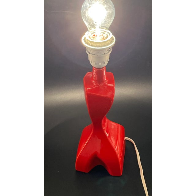 Sculptural Mid-Century Porcelain Lamp in the style of Heifetz, Space Age, Red For Sale - Image 6 of 15