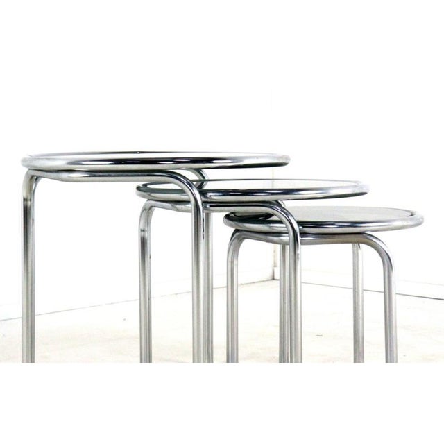Italian Round Chrome Nesting Tables with Smoked Glass, Set of 3 For Sale - Image 8 of 16