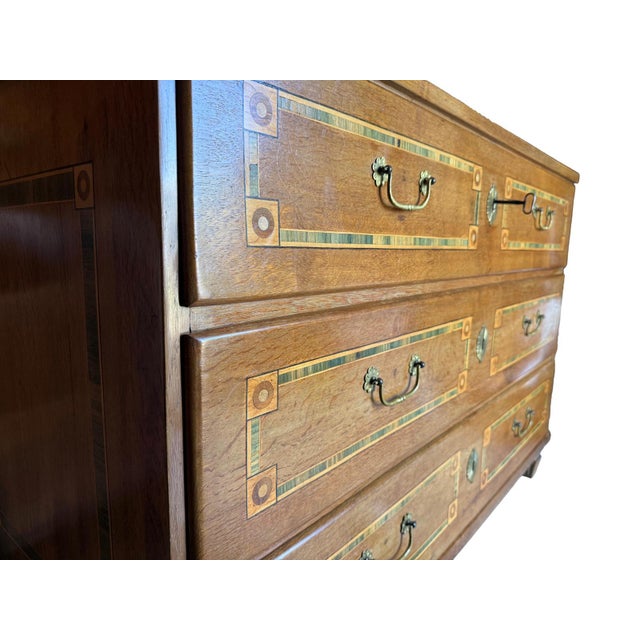 Josephine Biedermeier Austrian Walnut Commode with Marquetry, Vienna, 1830 For Sale - Image 4 of 16