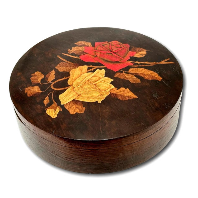 Wood Fine Antique Art Nouveau Ladies Rosewood Locking Vanity Box With Beautiful Rose Flowers Marquetry - Inlay Work For Sale - Image 7 of 12