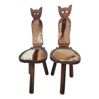 Brutalist Cowhide Cat Tripod Chairs with Foldable Backrests, Spain, 1960s, Set of 2 For Sale