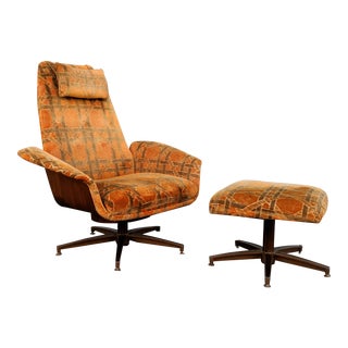 Vintage Mid-Century Mr. Chair Lounge With Ottoman For Sale