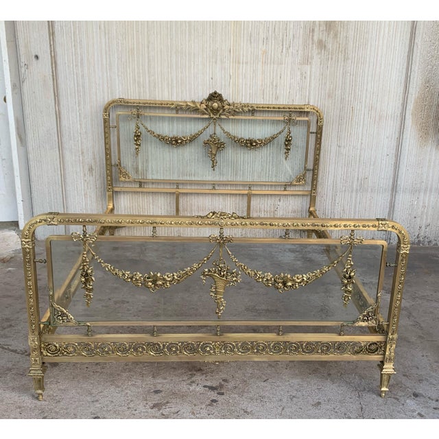 Beautiful and impressive 19th century full bedroom set French Belle Époque bronze, iron, brass and glass in the headboard...