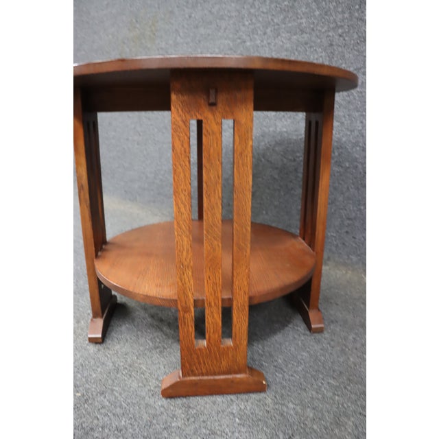 1980s Stickley Mission Arts & Crafts Quarter Sawn Oak Round Lamp End Table For Sale - Image 5 of 13