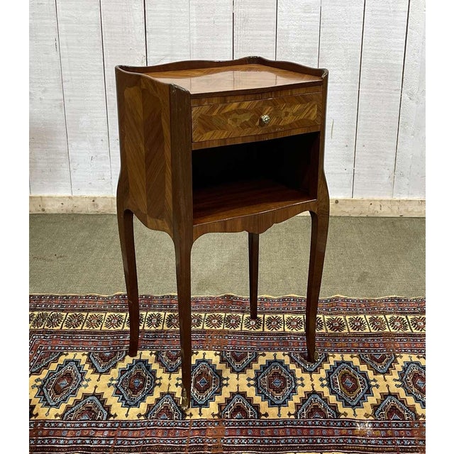 Louis XV Bedside Table in Rosewood and Oak, 1970s, in Good conditions. Designed 1970 to 1979
