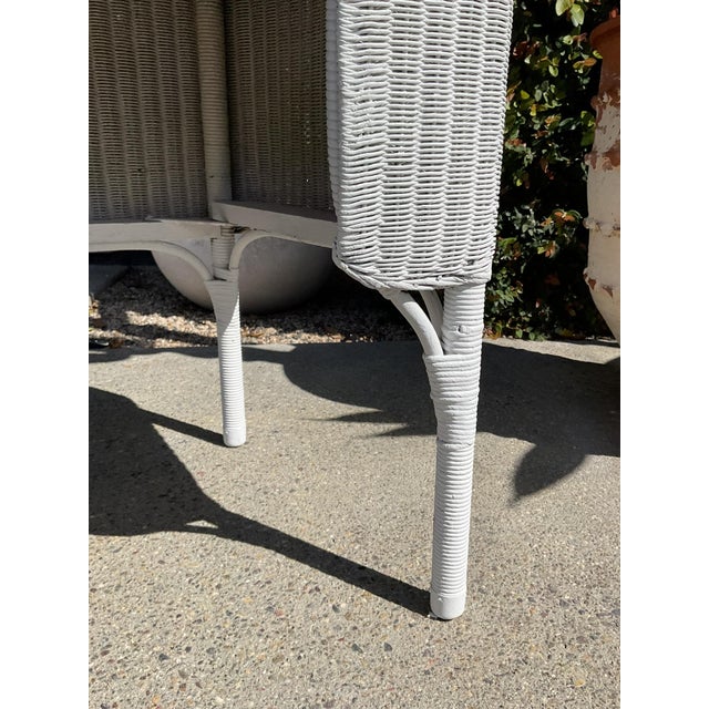 Traditional Vintage White Wicker Writing Desk / Vanity Table With Drawer For Sale - Image 3 of 15