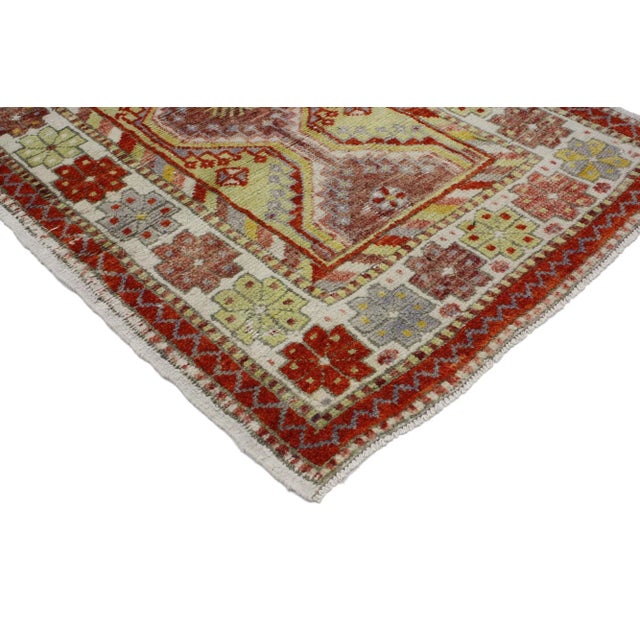 Vintage Turkish Oushak Rug, Anatolian Yuntdag Rug, Foyer or Entry Rug. This hand-knotted wool vintage Turkish Oushak...