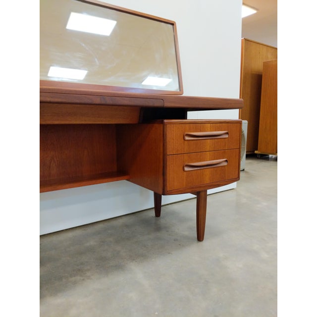 G Plan Vintage Mid Century Modern Teak Dressing Table / Desk by G Plan For Sale - Image 4 of 7