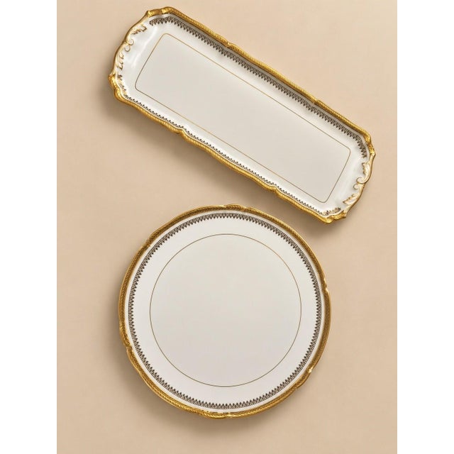 Gold Louis XVI Style Tart and Cake Platter in Porcelain with Gilt Rim from Limoges, 1890s, Set of 2 For Sale - Image 8 of 8