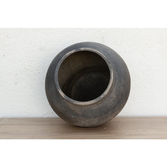 Ceramic Midnight Graphite Clay Pot For Sale - Image 7 of 9