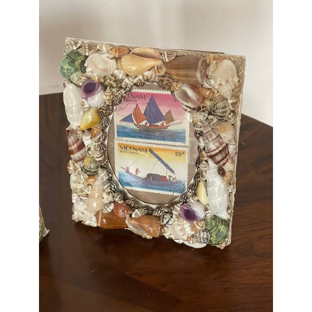 Coastal Pair of Sea Shell Encrusted Photo Frames Sailors Valentines For Sale - Image 3 of 4