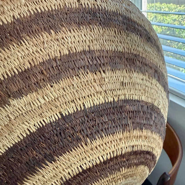 1920s Antique Vintage Large 17” Native American Pima Tray Bowl Basket Tight Weave Nice For Sale - Image 5 of 12