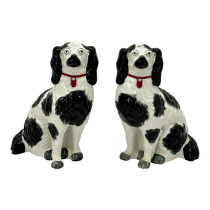 Outstanding - Very Large Original Pair of Antique 19th Century English Staffordshire Pottery Dogs - Spaniels