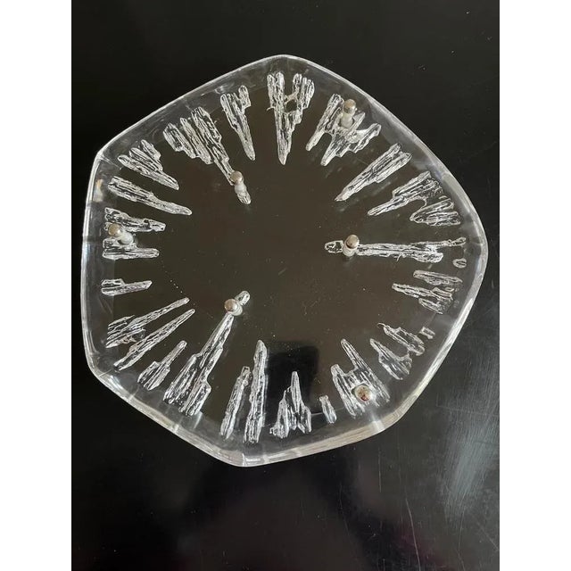 Rare below of a crystal dish signed Daum, the crystal is protected by original metal tips This piece has an attribution...