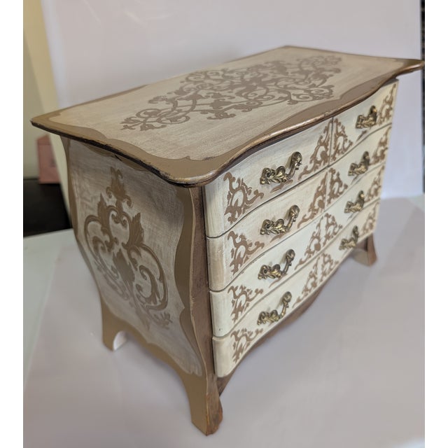 Vintage Florentine Italian Jewelry Music Box Beautiful scroll handles in metal Velvet lined drawers Music box works When...