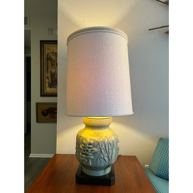 We have for your consideration a very beautiful vintage large Chinoiserie table lamp that consists of beautiful glazed...