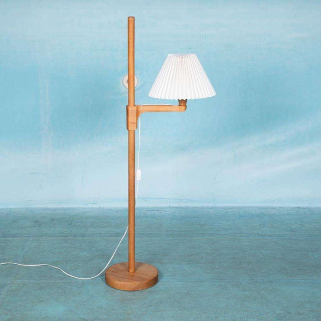 Vintage Floor Lamp in Pine by Carl Malmsten For Sale - Image 16 of 16