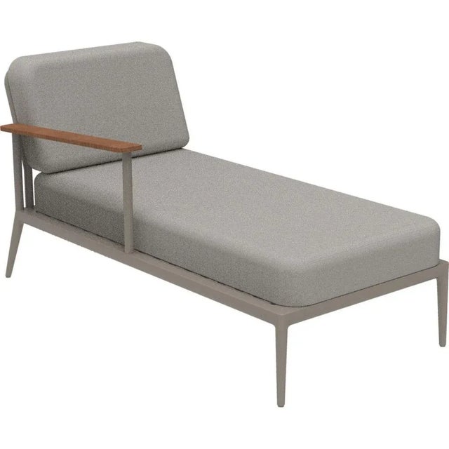 Nature cream right chaise longue by mowee dimensions: d155 x w76 x h81 cm (seat height 42 cm). Material: aluminum,...