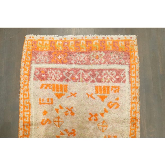 An early 20th Century Antique Turkish Oushak scatter size Rug