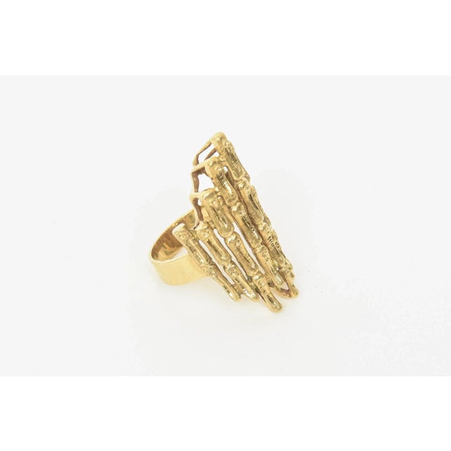 Vintage 18k Gold Italian Sculptural Bamboo Design Elongated Ring, Size 6.5 For Sale In Miami - Image 6 of 12