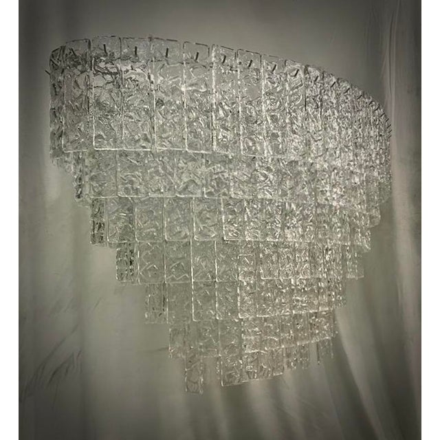 Extraordinary transparent color for this Murano chandelier, a light color with a unique transparency. its transparency...