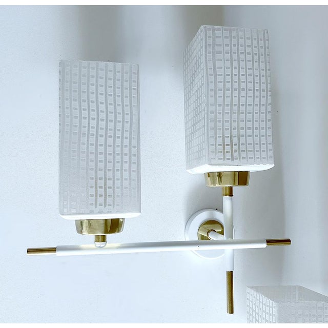 Mid-Century Modern French Glass Sconces, 1960s, Set of 2 For Sale - Image 11 of 18