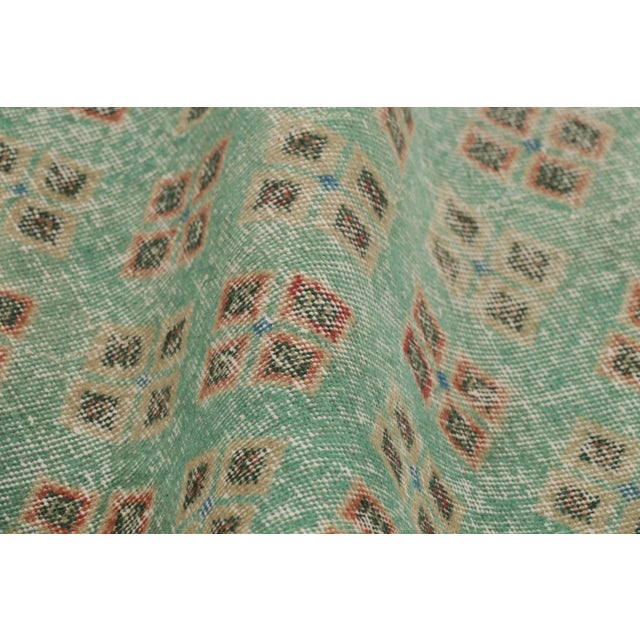 Textile Vintage Turkish Runner Rug, Green & Red With Diamond Patterns – Rug & Kilim For Sale - Image 7 of 8