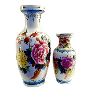Chinese Hand Painted Mid Century Export Vases - A Pair For Sale