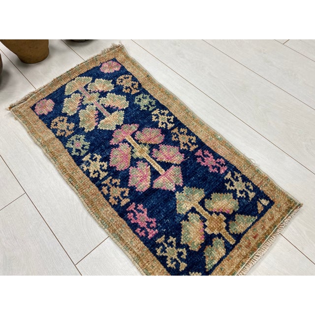Handmade wool carpet in Turkish Anatolia , Vintage Oushak Rug,Turkish Vintage Anatolian Rug, Handmade wool Rug . One Of...