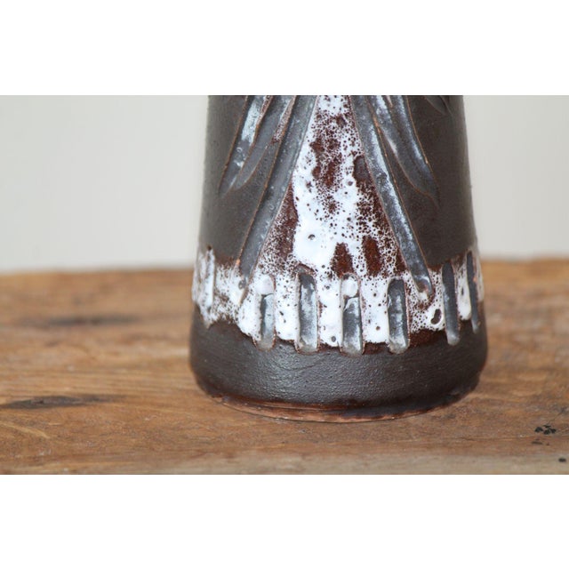 1960s Outstanding Mid-Century Italian Sgraffito 8" Vase For Sale - Image 5 of 9