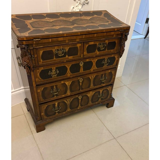 Antique George I Yew Wood and Laburnum Oyster Veneered Bachelors Chest, 1730 For Sale - Image 4 of 18