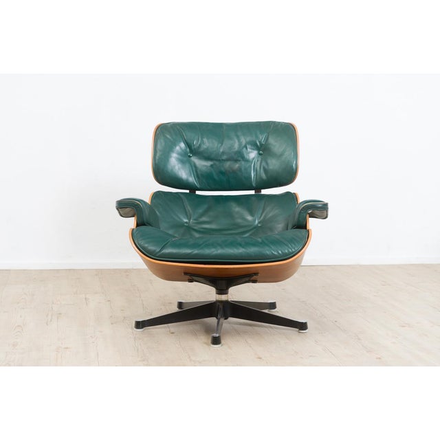 Set of Vintage Lounge Chair with Ottoman in Avocado Green by Charles and Ray Eames for Herman Miller, 1970s For Sale - Image 9 of 18