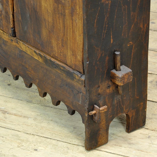 Vintage Folk Art Cabinet in Pine, 1920 For Sale - Image 10 of 13