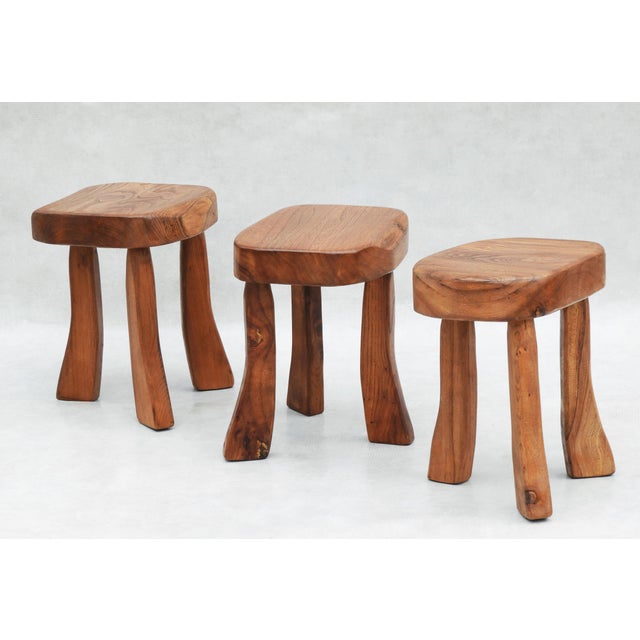 French Elm Tripod Stool, 1970s For Sale - Image 9 of 10