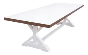 Elsa Dining Table in Lacquered Oak