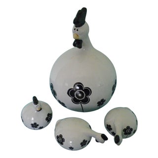 Scandinavian Style Minimalist Ceramic Hen and Chicks, 2000s, Set of 4 For Sale