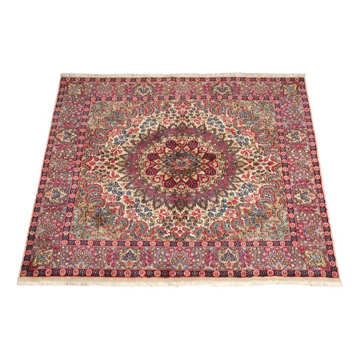 Middle Eastern Kerman Rug in Wool For Sale