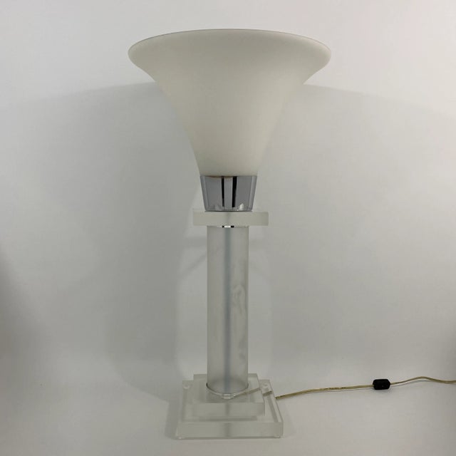 1980s 1980s Lucite and Chrome Lamp With Tulip Opaline Glass Shade For Sale - Image 5 of 13