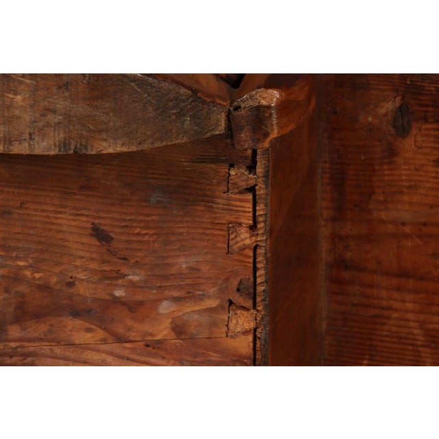 Antique Baroque Desk in Walnut Inlay, 1780 For Sale - Image 12 of 18