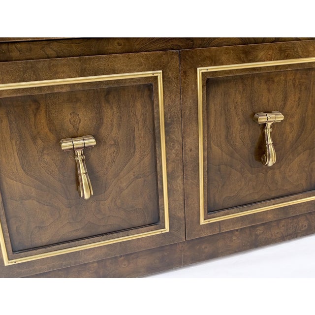 Mastercraft Mastercraft Dome Shape Burl Wood Curio Display Cabinets w Shelves Lights - A Pair For Sale - Image 4 of 12