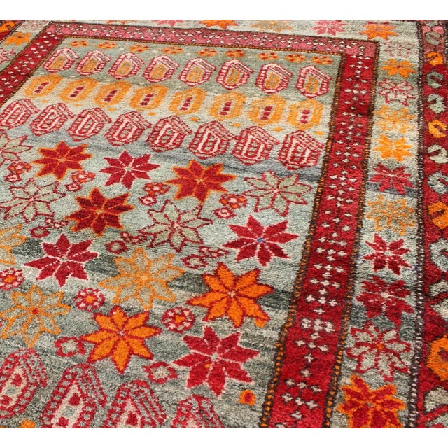 Antique Persian Hamadan Rug With Colorful Star Motif and Repeating Medallion For Sale In Atlanta - Image 6 of 12