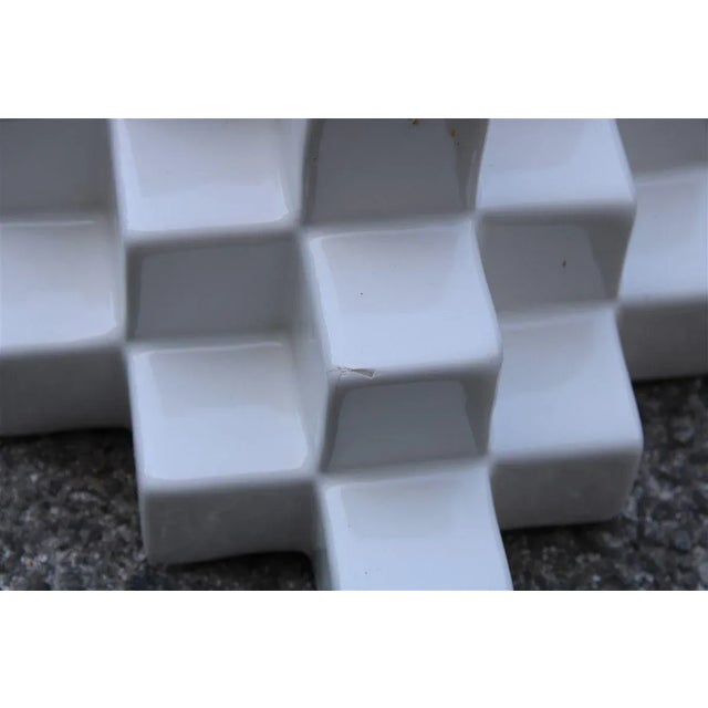 1970s White Ceramic Vase by Makio Hasuike for Gabbianelli, 1970s For Sale - Image 5 of 8