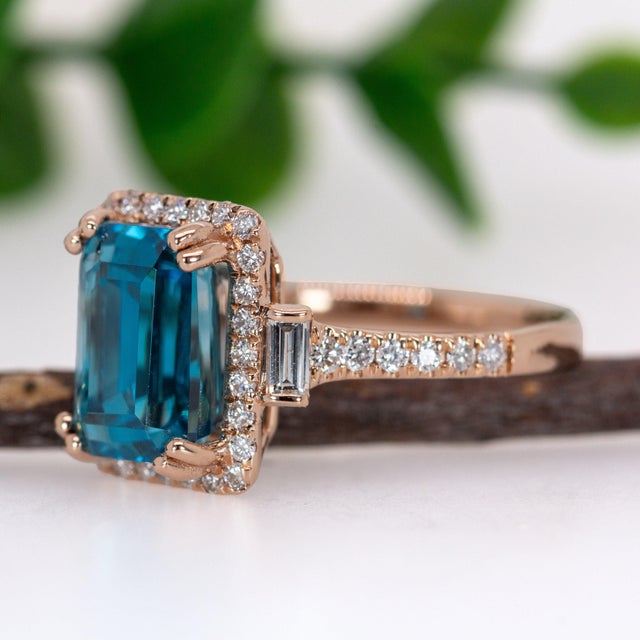 Modern 6.6Ct Blue Zircon Diamond Halo Ring in Solid 14k Gold – Emerald Cut, 10x7mm, Size 6.75 For Sale - Image 3 of 7