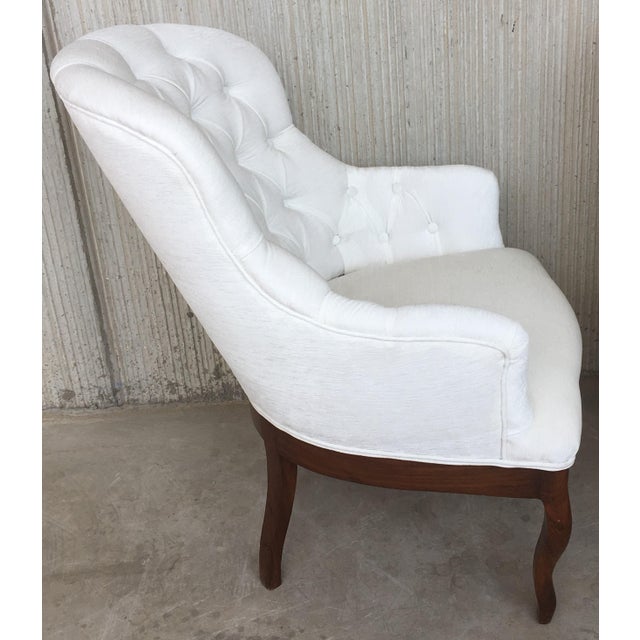 19th Pair of Louis XV Bergère Armchairs in White Velvet For Sale - Image 11 of 18