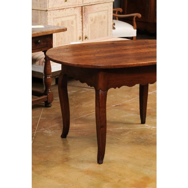 Wood French 1830s Louis XV Style Center Table with Cabriole Legs and Carved Apron For Sale - Image 7 of 13