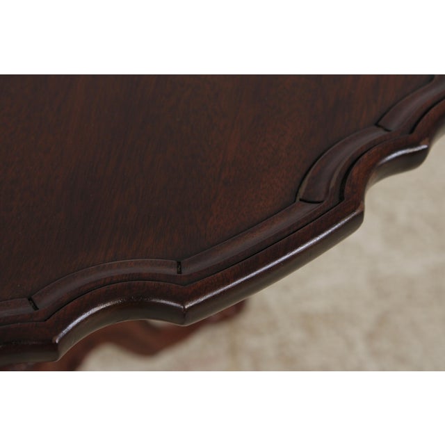 1990s Henkel Harris Mahogany Tilt Top Pie Crust Table For Sale - Image 5 of 13
